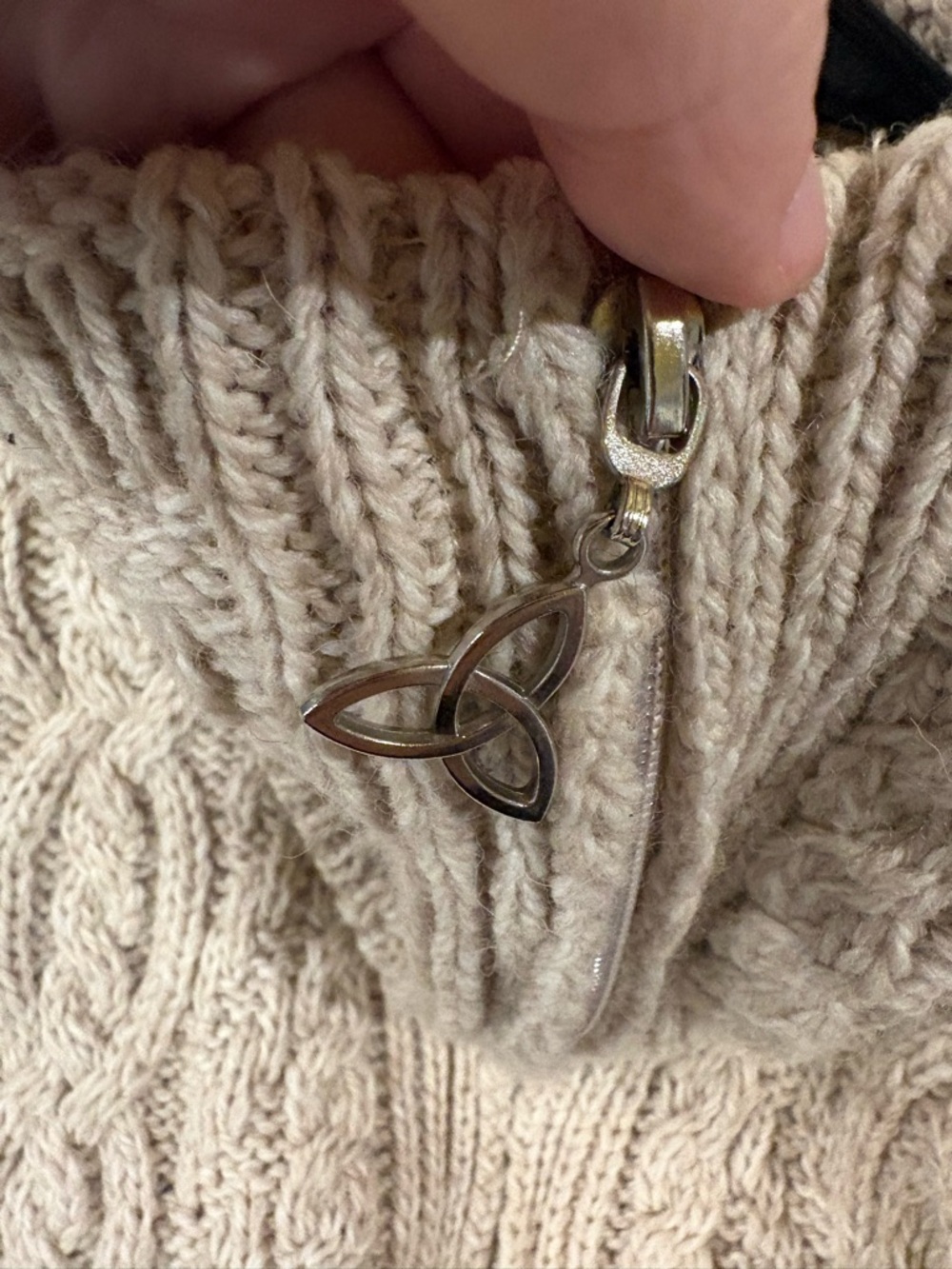 Aran Crafts Irish  Merino Wool Cable Knit Poncho Sweater beige S M - Picture 4 of 6